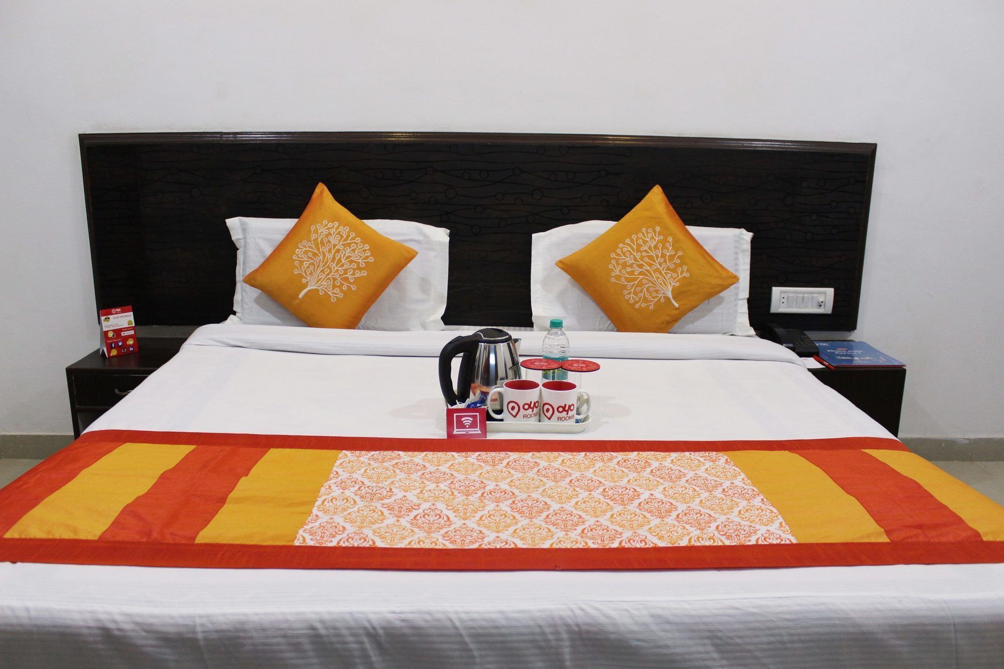 Hotel O Kanha Continental Agra  Εξωτερικό φωτογραφία